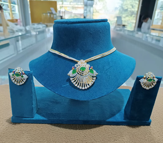 Peacock ad pendal set with chain