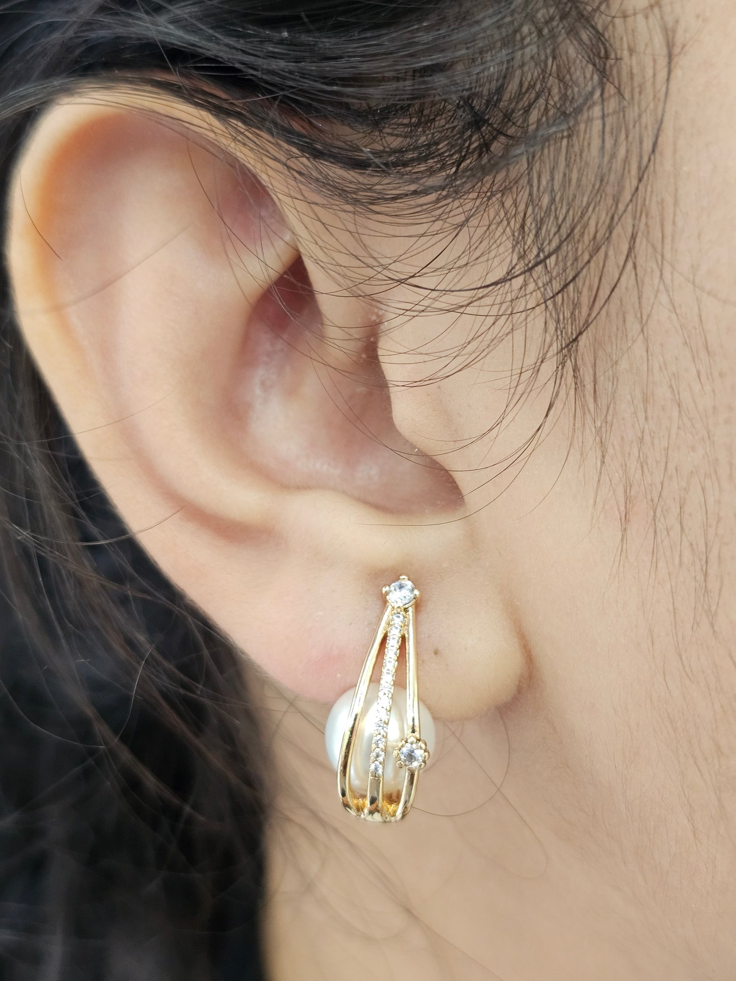Aurora Pearl Cage Drop Earrings