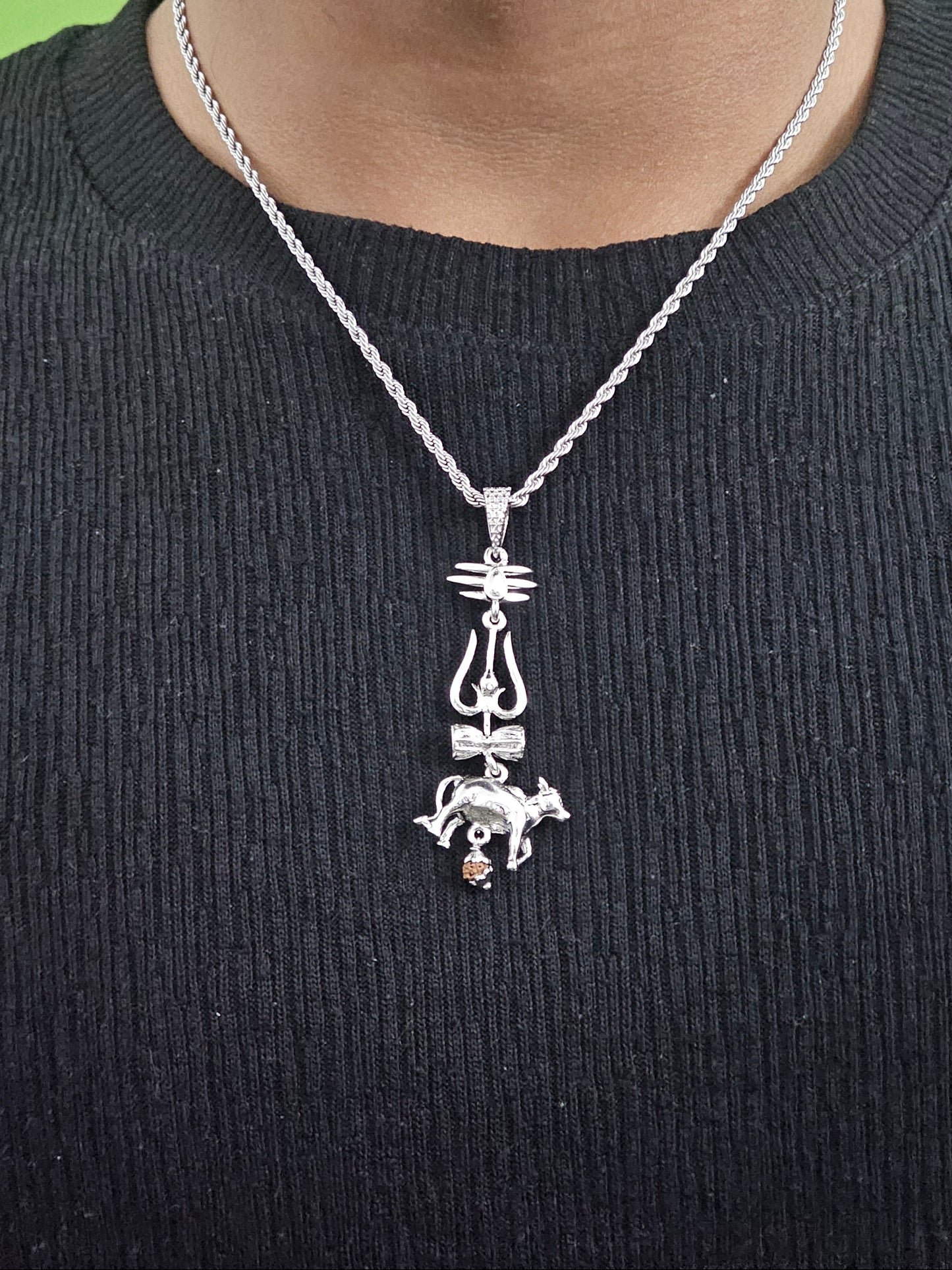 Shiv Nandi Pendant Chain - SSMB29