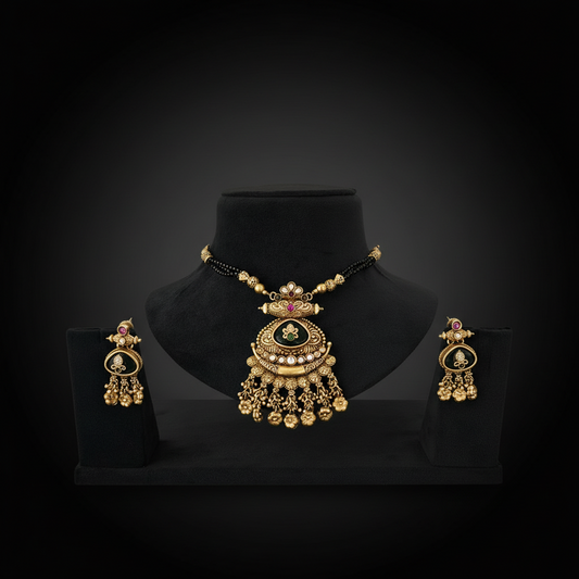 Antique Emerald Lakshmi Mangalsutra Set