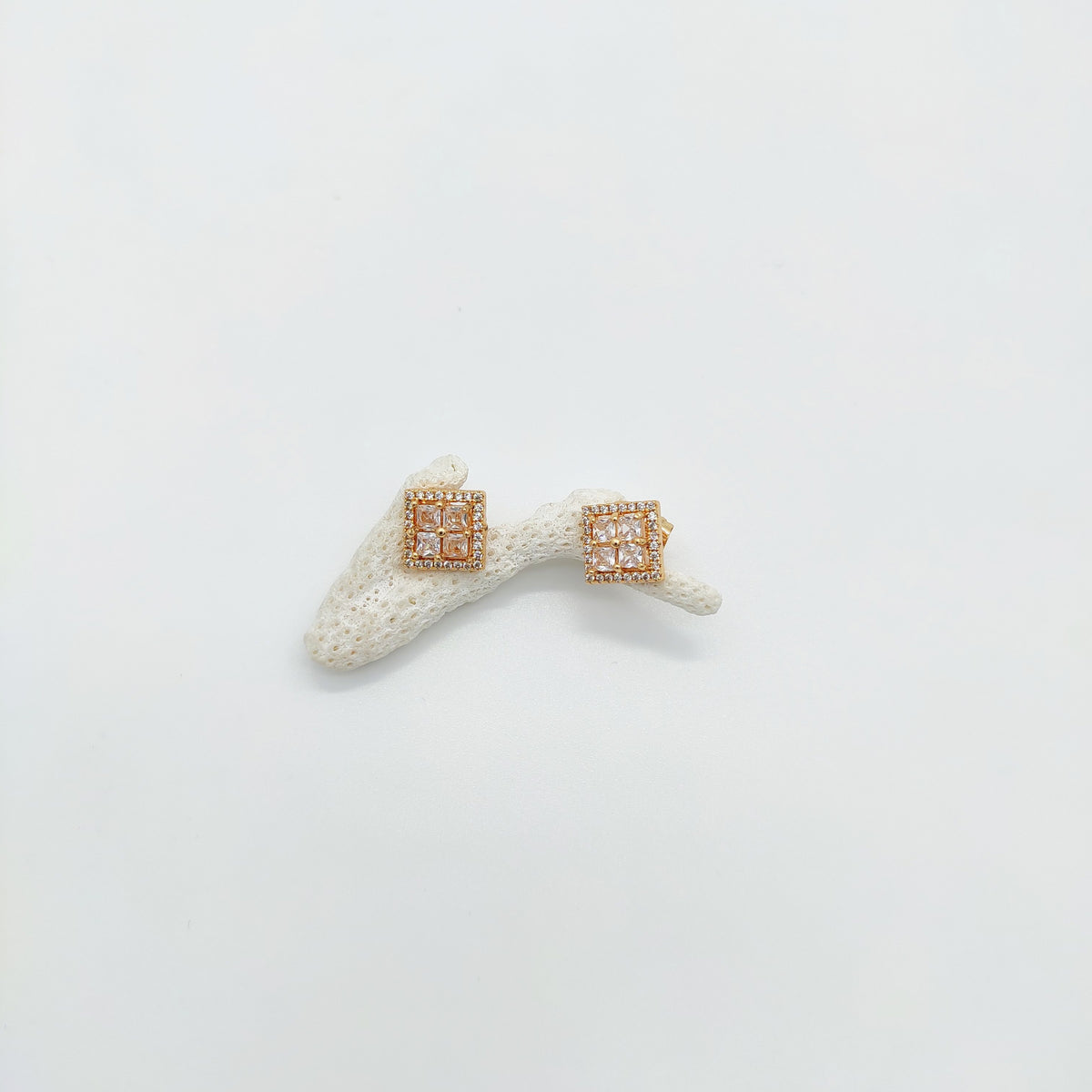 ROSE GOLD PLATED WITH CZ DIAMOND AND PRINCE DIAMOND SQUARE EARRINGS