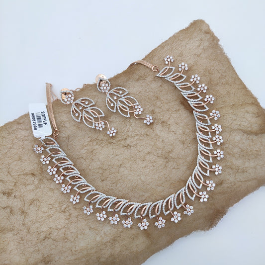 FLOWER WITH LEAF CONCEPT CZ SETTING NECKLACE IN ROSE GOLD PLATED