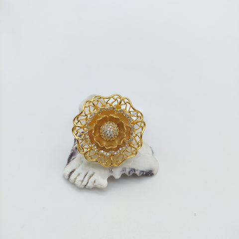 GOLD PLATED RING WITH 3D FLOWER SHAPE AND CZ DIAMOND SETTING