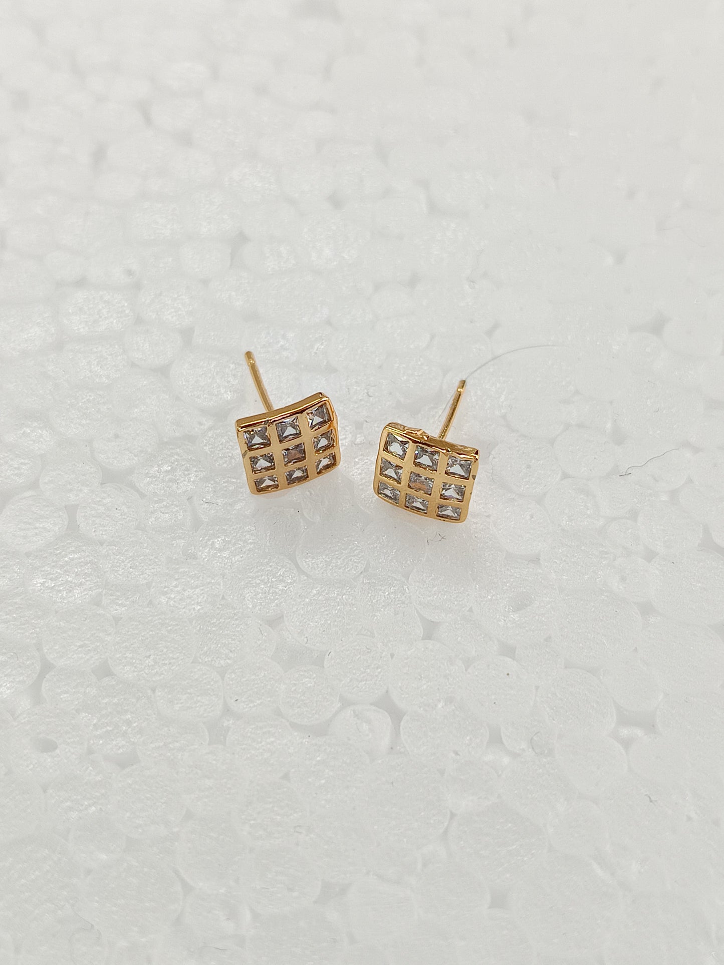 Square Net Ear Tops