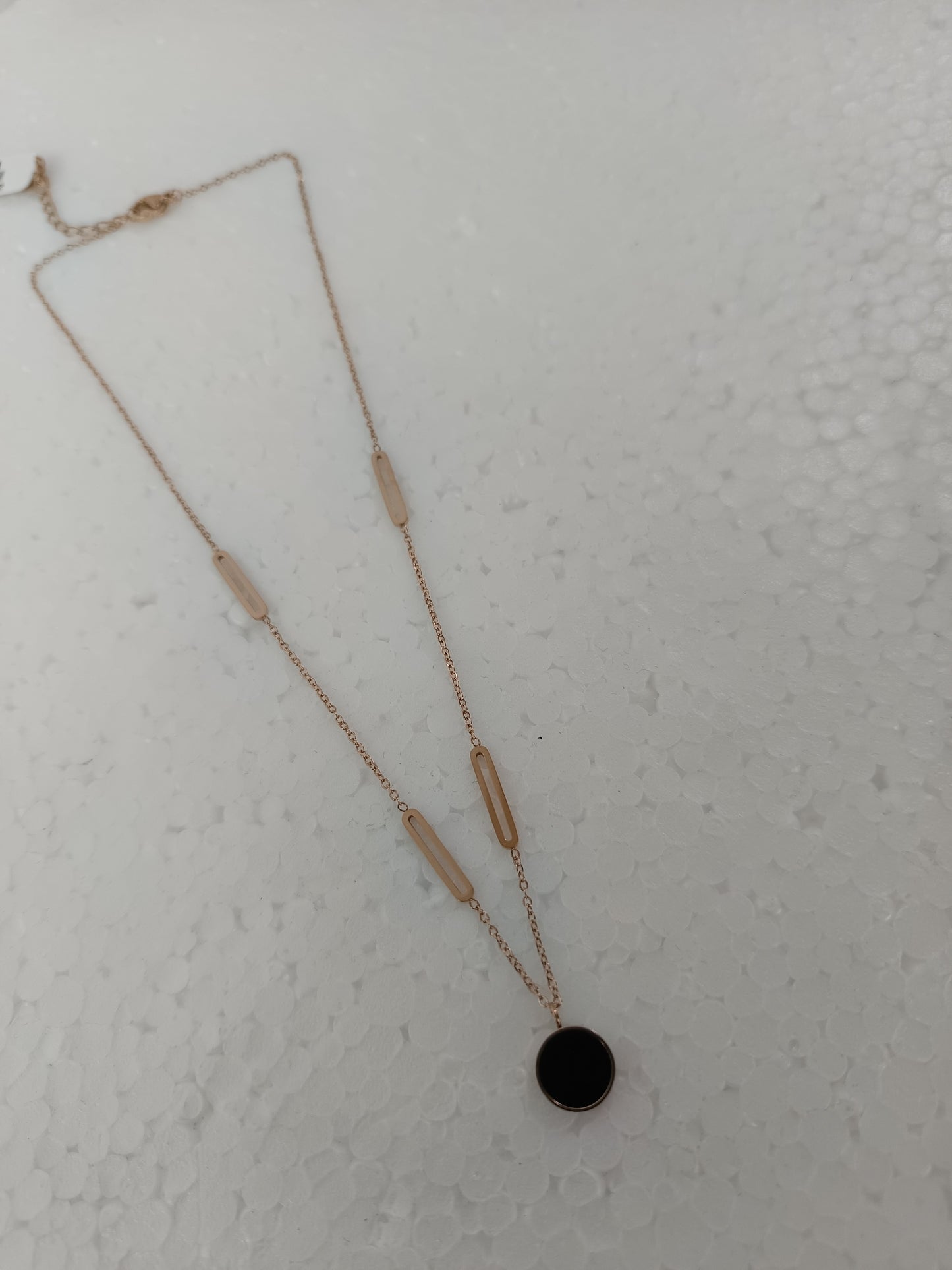 Two-Way Mother of Pearl Pendant Necklace – White & Black | Stainless Steel