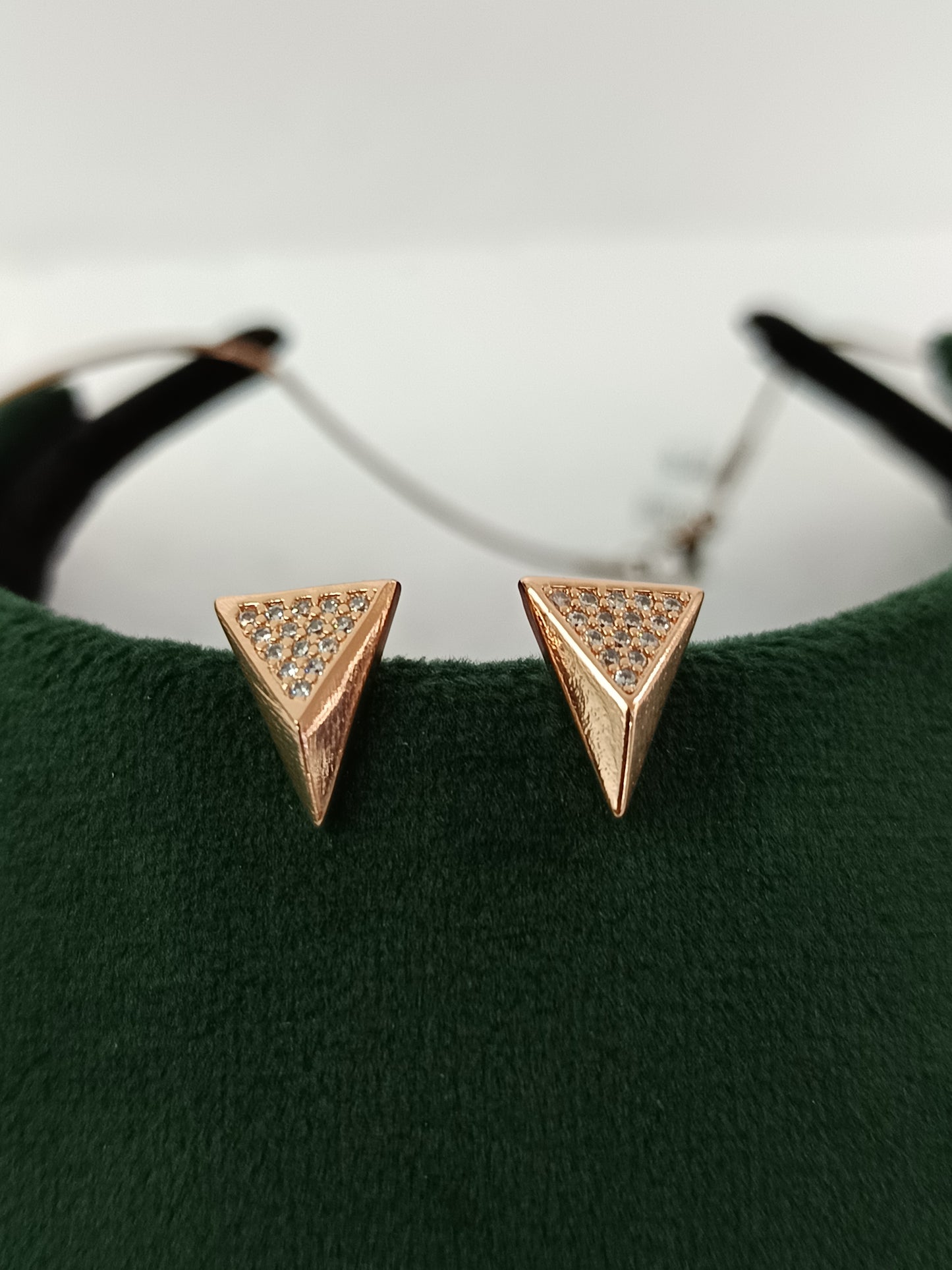 Elegant Triangle Pyramid Rose Gold AD Necklace Set with Chain & Ear Tops