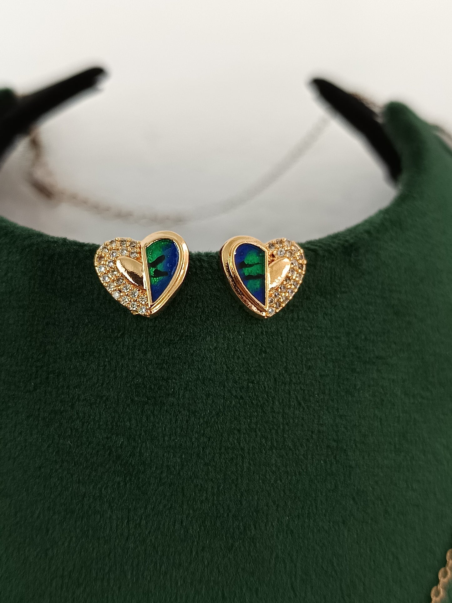 "Heart of Enchantment: Rose Gold American Diamond Necklace Set"