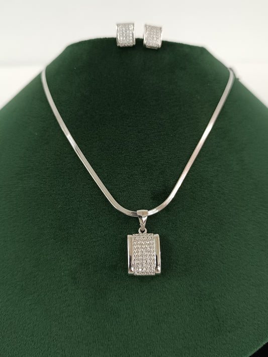 "Silver Radiance: American Diamond Square Necklace Set"