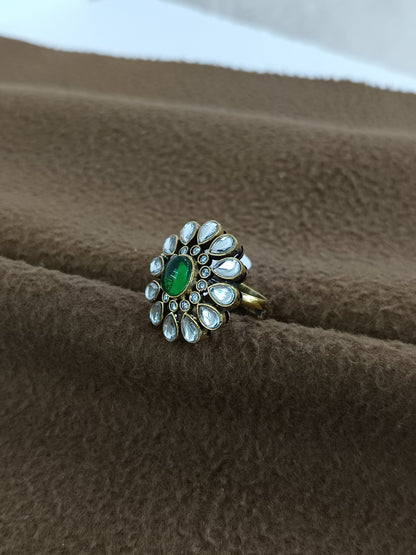 Regal Bloom – Antique Gold Plated Kundan Adjustable Ring with Oval Stone