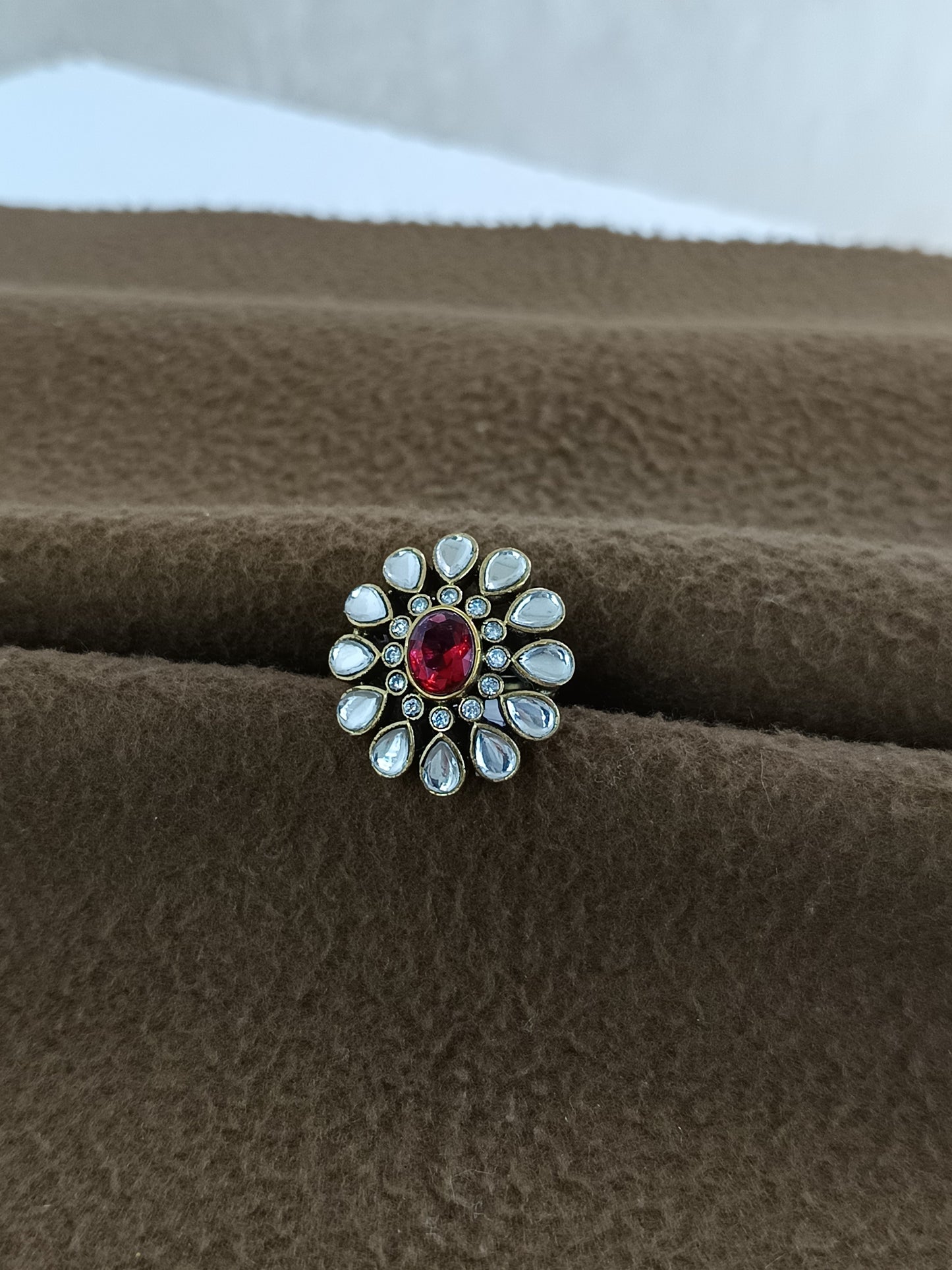 Regal Bloom – Antique Gold Plated Kundan Adjustable Ring with Oval Stone