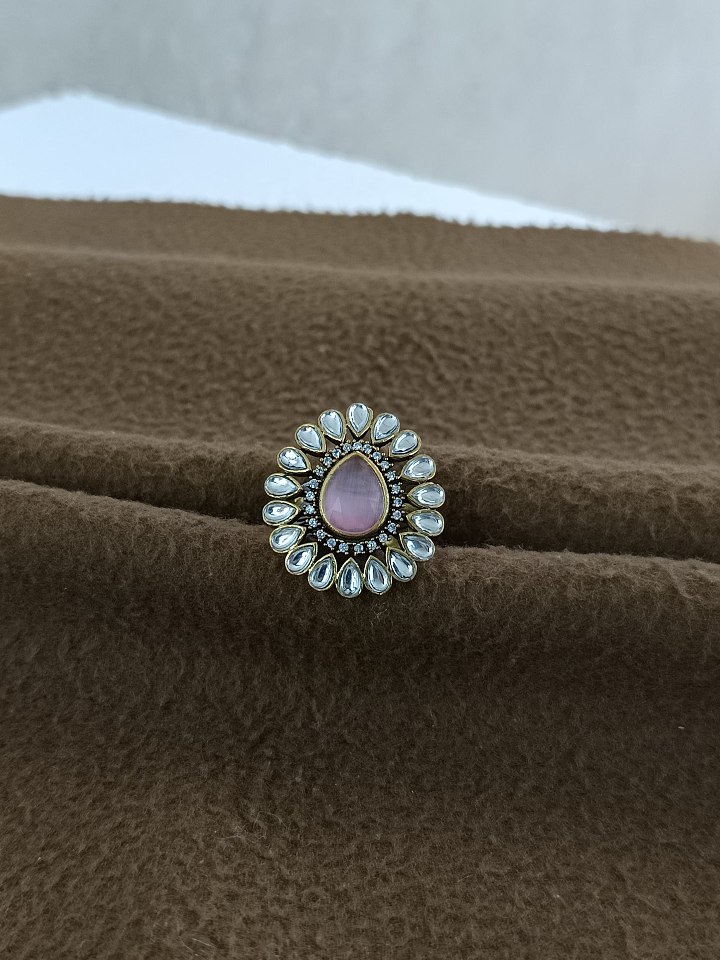 Royal Bloom – Antique Gold Plated Kundan Adjustable Ring with Pear-Shaped Color Stone