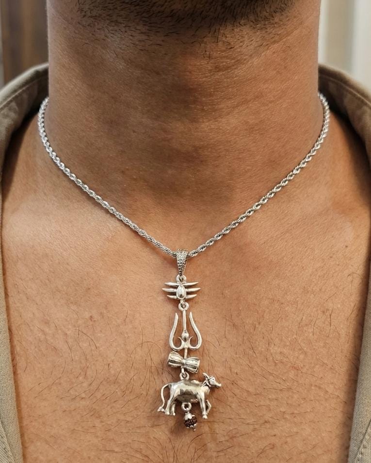 Shiv Nandi Pendant Chain - SSMB29