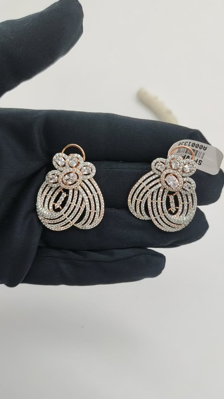 ROSE GOLD PLATED EXCLUSIVE EARRING WITH CZ DIAMOND AND FLOWER BUZZ