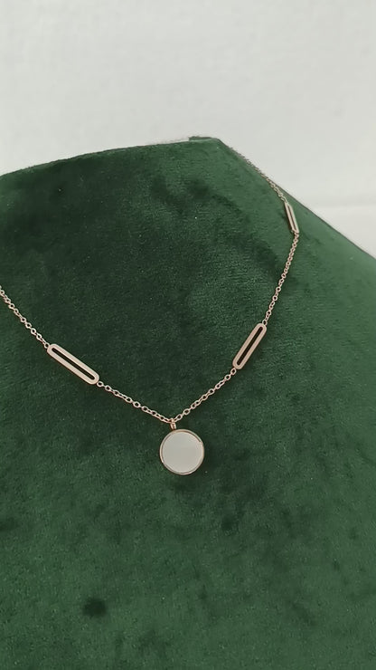 Two-Way Mother of Pearl Pendant Necklace – White & Black | Stainless Steel