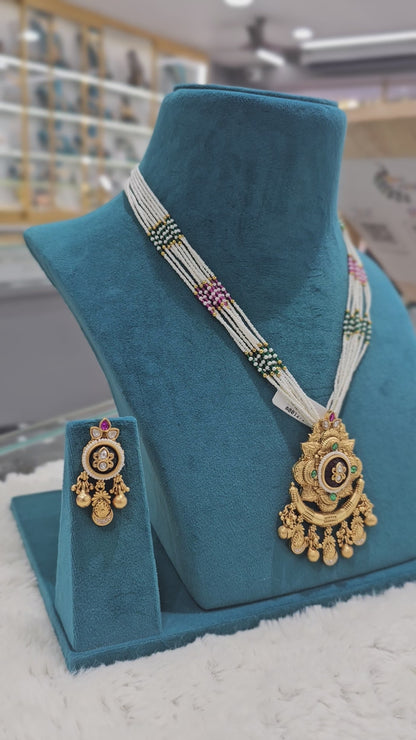 Antique flower mix stone gold plated pendant set with ser