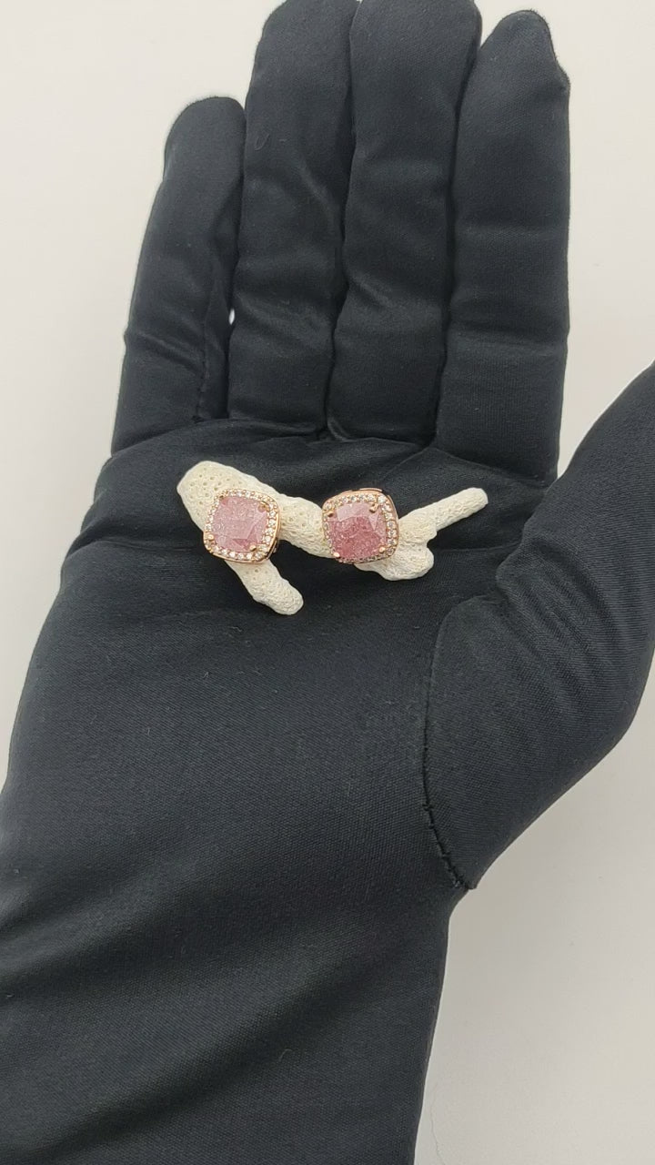 DELICATE EARRINGS WITH BABY PINK STON AND CD DIAMOND
