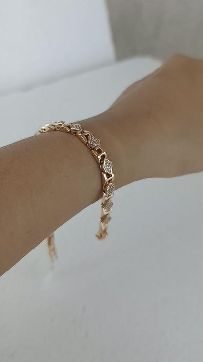 Golden Mirage – Geometric AD Charm Bracelet