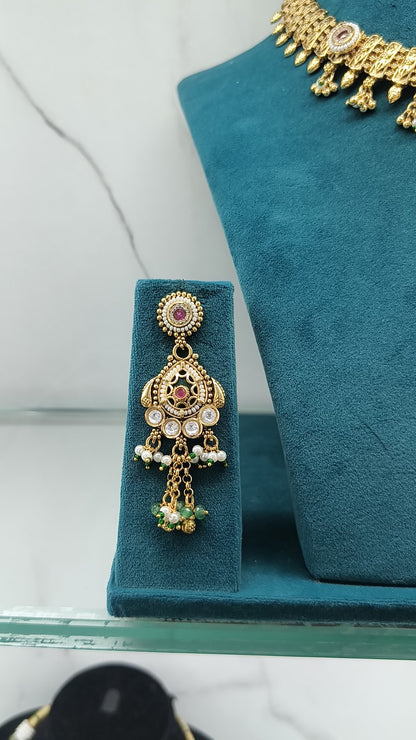 Elegant Gold Temple Jewelry Set