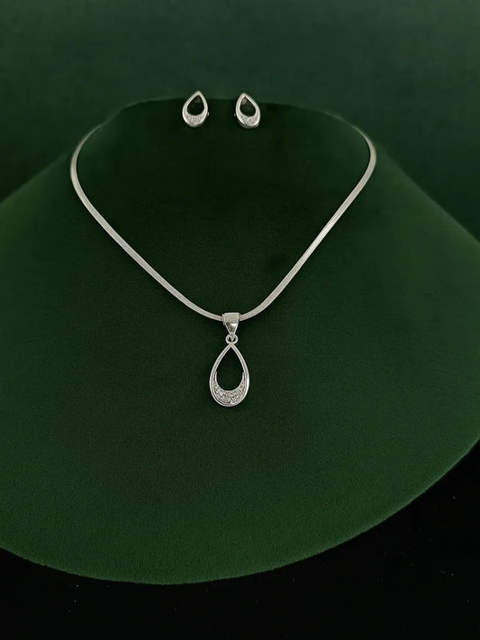"Silver Elegance: American Diamond Waterdrop Necklace Set"