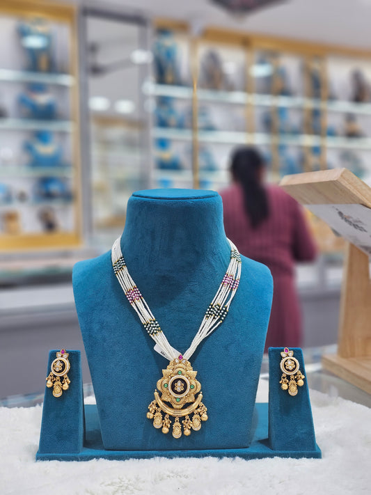 Antique flower mix stone gold plated pendant set with ser