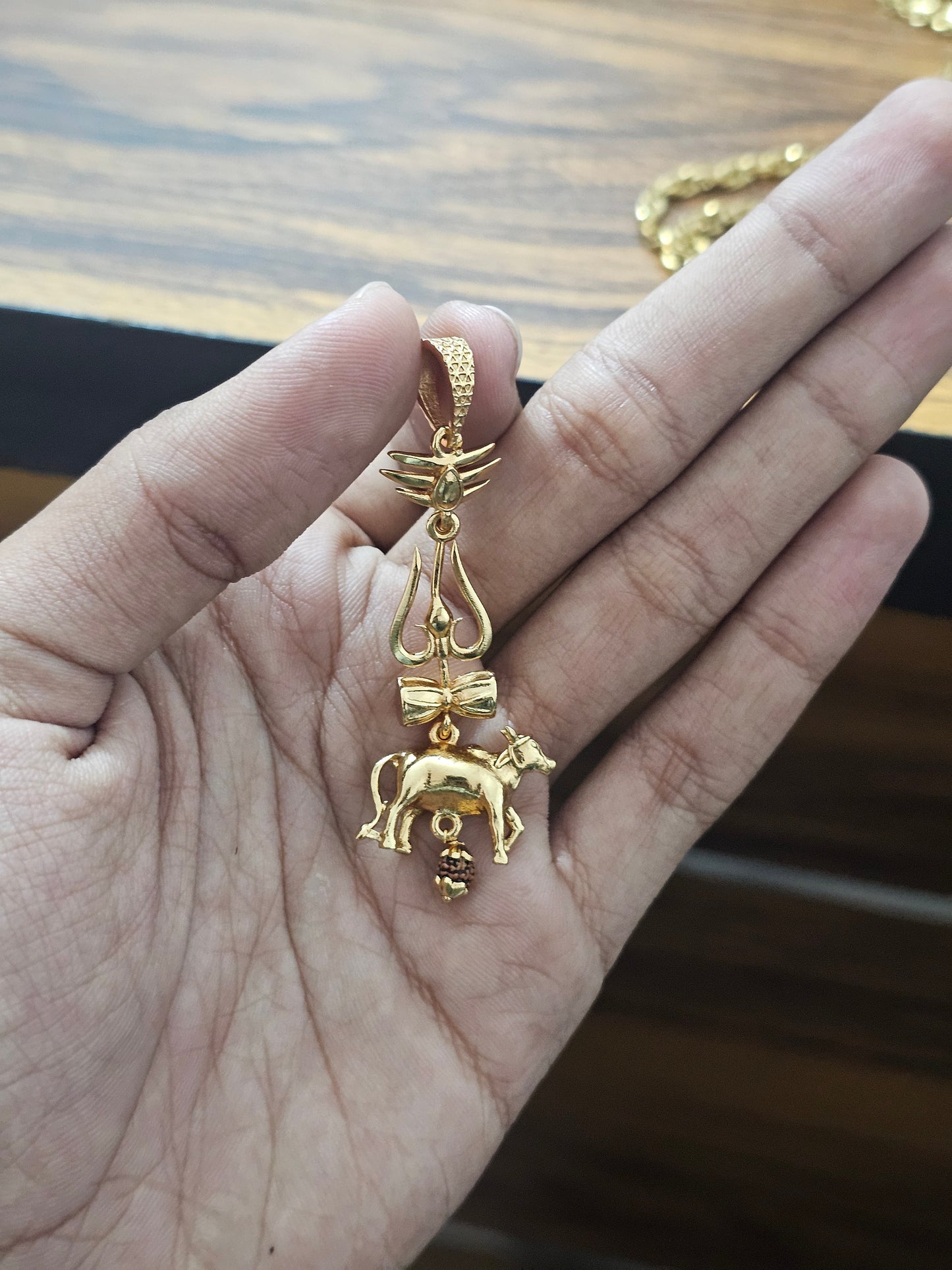Shiv Nandi Pendant Chain - SSMB29
