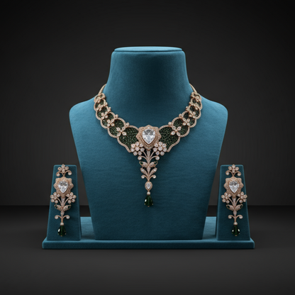 Majestic Emerald Teardrop Necklace Set