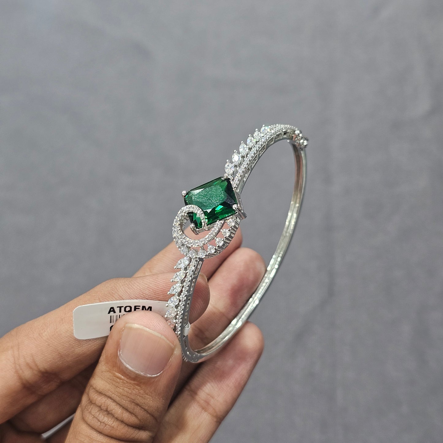 Regal Swirl Emerald AD Bracelets 